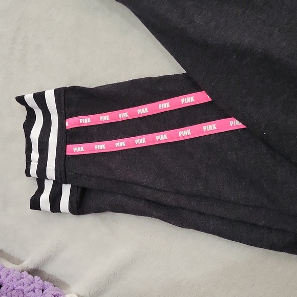 Victoria's Secret PINK Yoga Pants - Picture 3 of 9